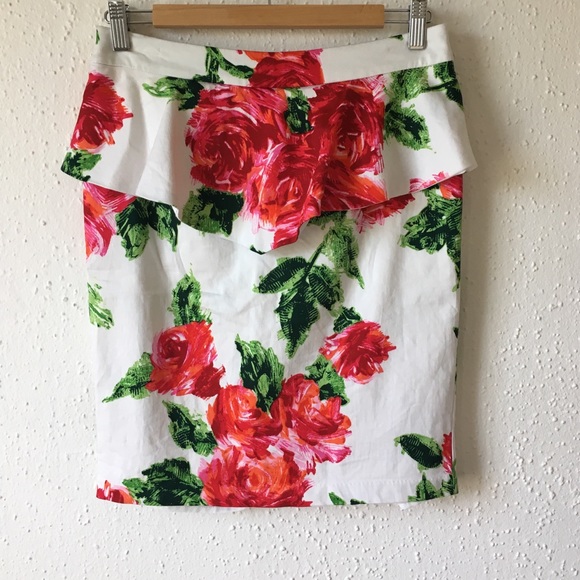 Forever 21 Rose Skirt - Picture 1 of 2